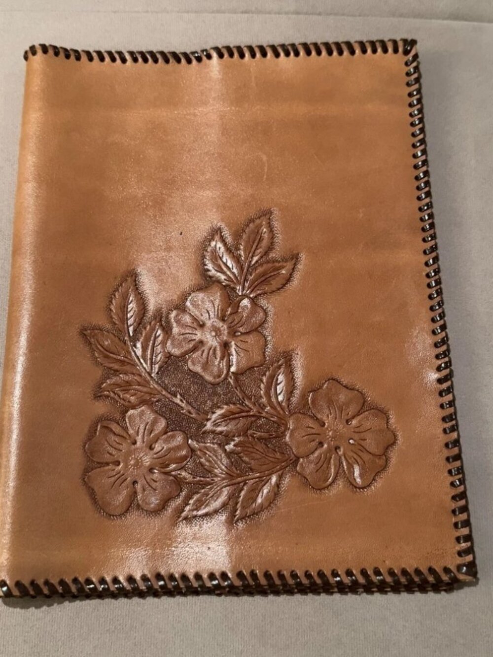 Vintage Handmade/Tooled Leather Flower Design Journal Cover - Like New!